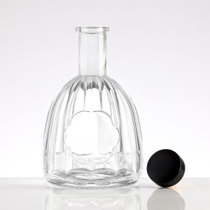 175ml Glass Whiskey Bottle with Stopper