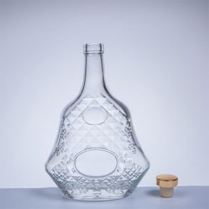 700ml Clear Glass Alcohol Bottle