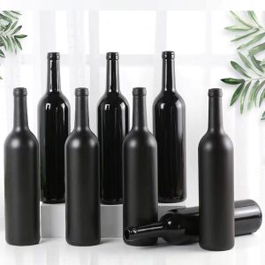 Black Glass Wine Bottles Wholesale