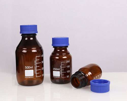 Chemical Glass Reagent Bottles with Markings