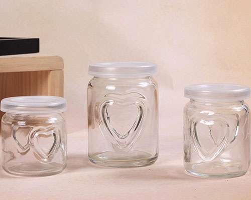 Heart Glass Jars with Plastic Lids