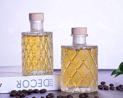 Clear Glass Bottle With Cork In Bulk